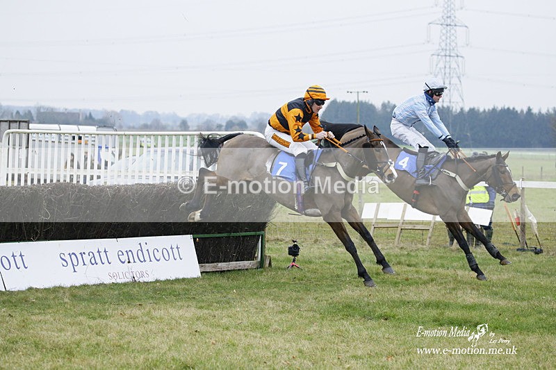 PtP 230122 327 - Cocklebarrow Races - Heythrop Hunt - 23/01/22