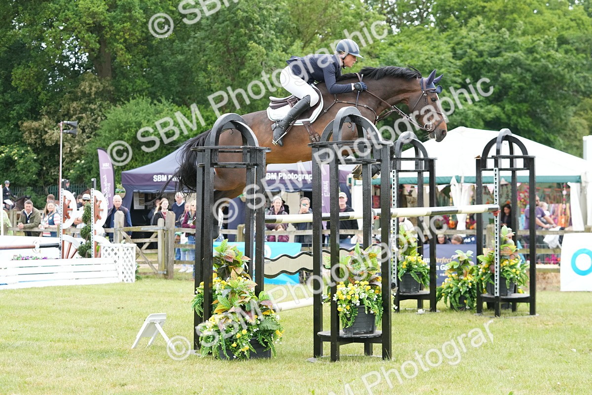 SBM_05232 - Class 201 - British Horse Feeds Speedi Beet Horse of the Year Show Grade  C