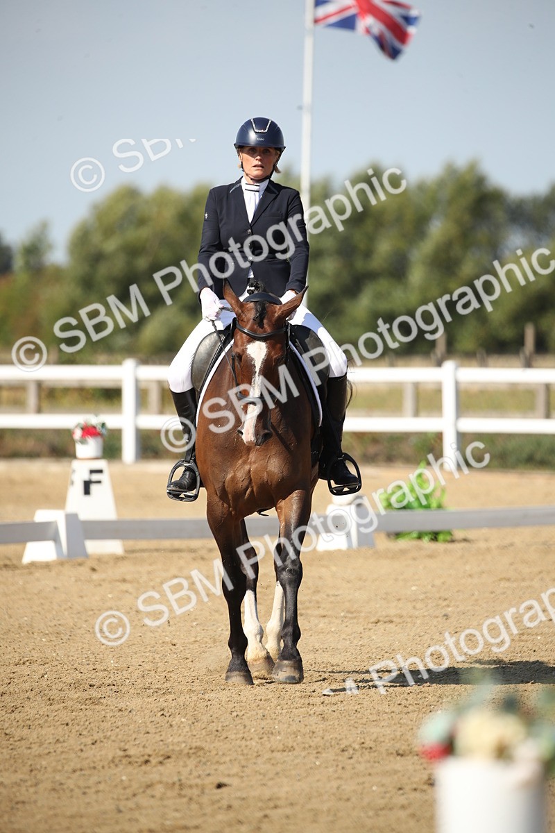 SBM_004109 - Class 11 - Novice 5 - 10.24-11.20