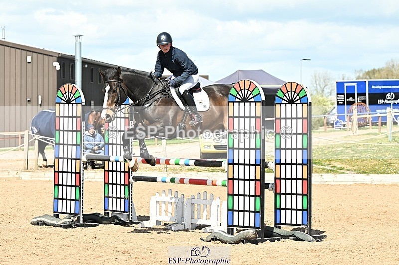 250416-133303-01129 - Cls 4 Newcomers and 1.10m