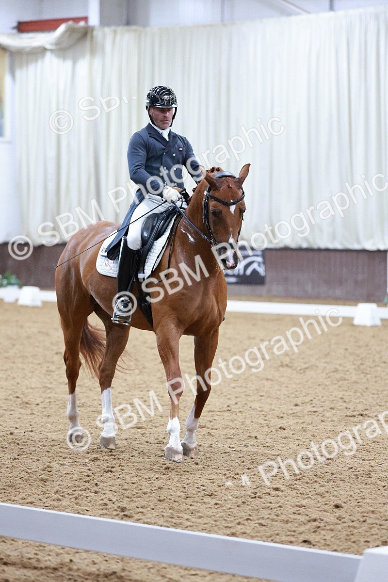 SBM_021502 - Class 14 - FEI Grand Prix - 18.52-19.37