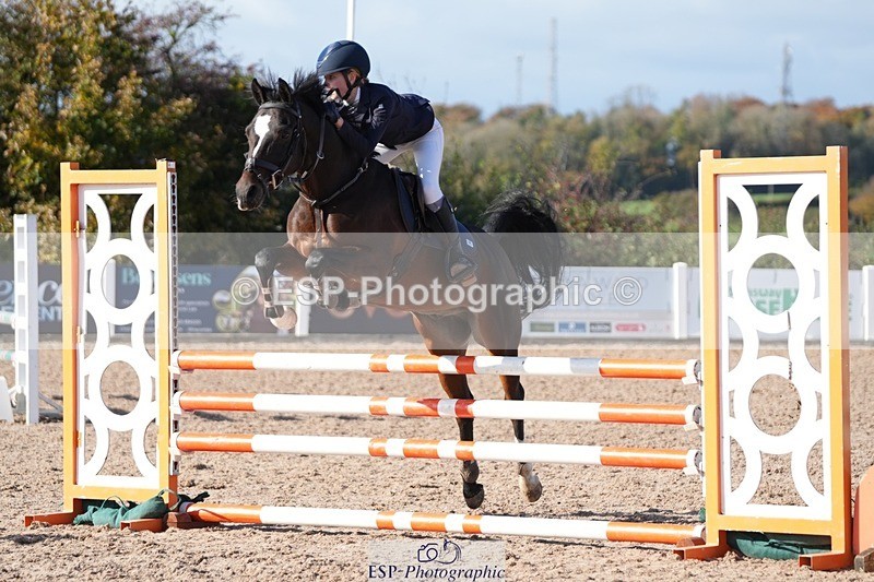 251025-130839-00484 - Cls 9 Pony Winter Discovery and 90cm