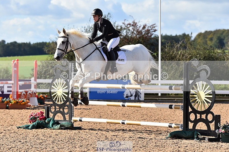 231014A-140314-05195 - Cls 15 1.05m Amateur Q 2nd R