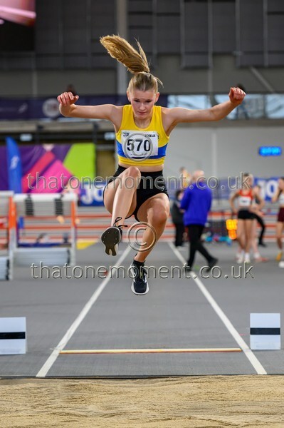 Age26SUN-918686 - Field Female