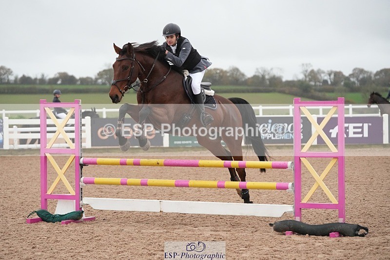 251109-083507-03031 - Cls 15 British Novice and 90cm Open