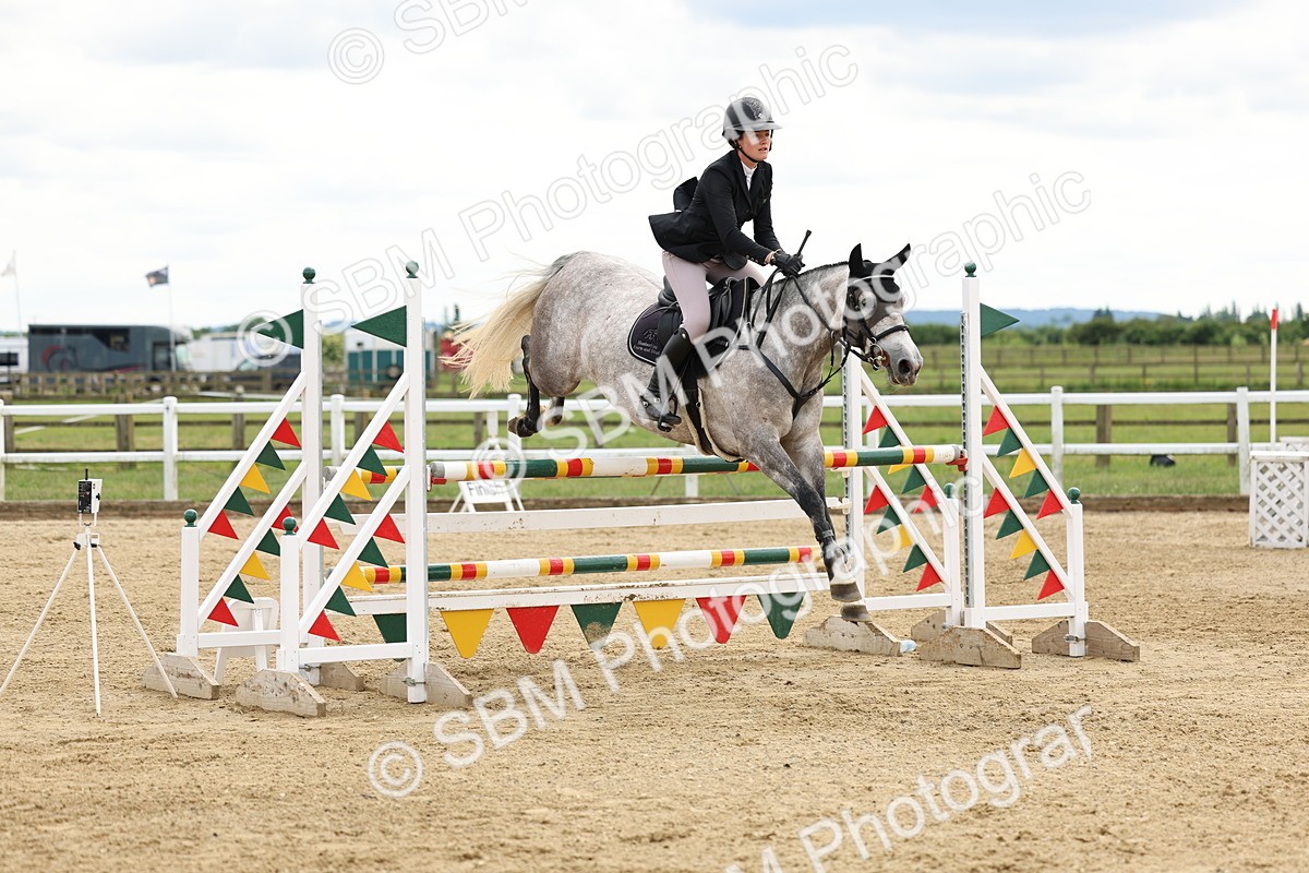 SBM_006192 - Class 19 - Senior Newcomers - 1.10m