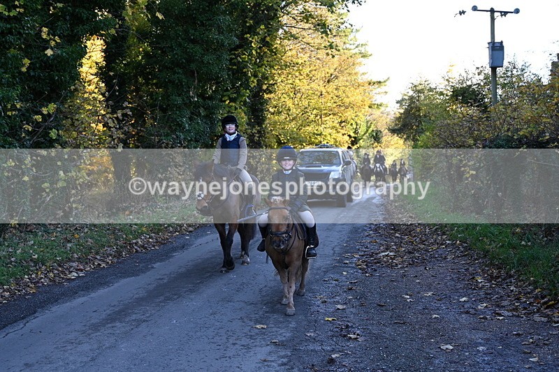 WJ6_9744 - Walk Home