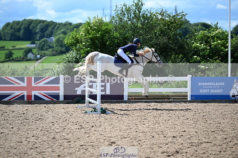 240608A-154935-01697 - Cls 12 Pony Foxhunter and 1.10m Open