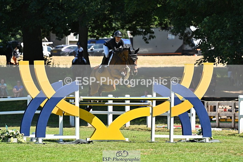 260704A-152304-15841 - Cls 33 Snr Fox Second Round
