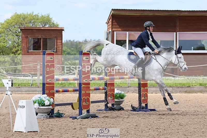 250504-124116-02536 - Cls 5 Pony Foxhunter and 1.10m Open