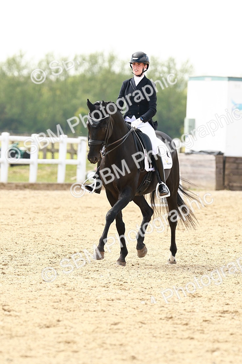 0B8A7041 - Class 12 - Medium 4