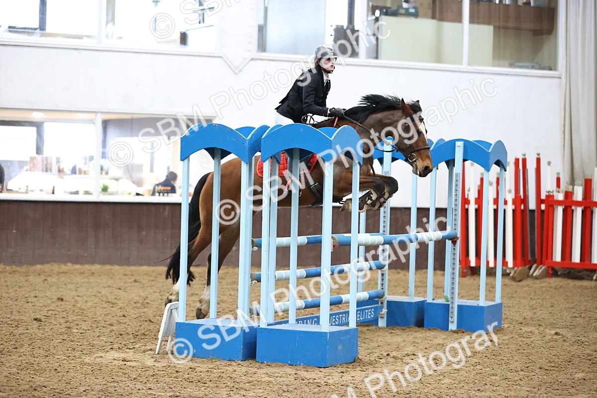 SBM_000866 - Class 4 - Blue Chip Pony Newcomers - 1.00m