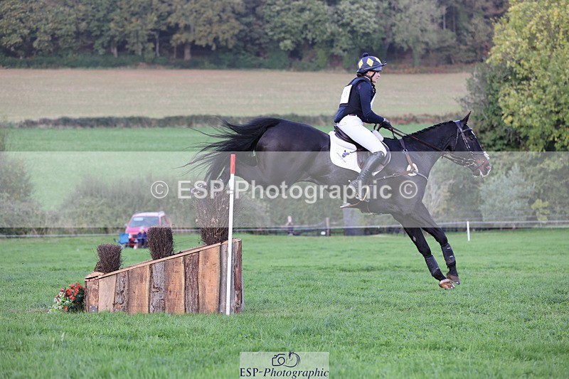 241025-151219-09234 - 215-Chloe.Livesey-SPORTSFIELD.LORD.LIVESEY