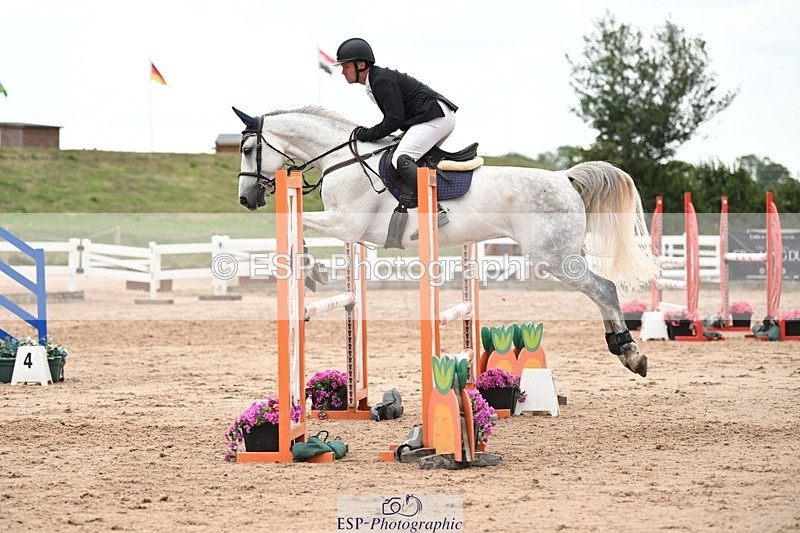 250727-113355-09629 - Cls 32 Discovery and 1m