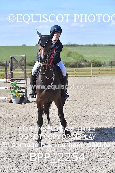 BPP_2254 - CLASS 22 SUN Senior BritiNovice/ 90cm Open