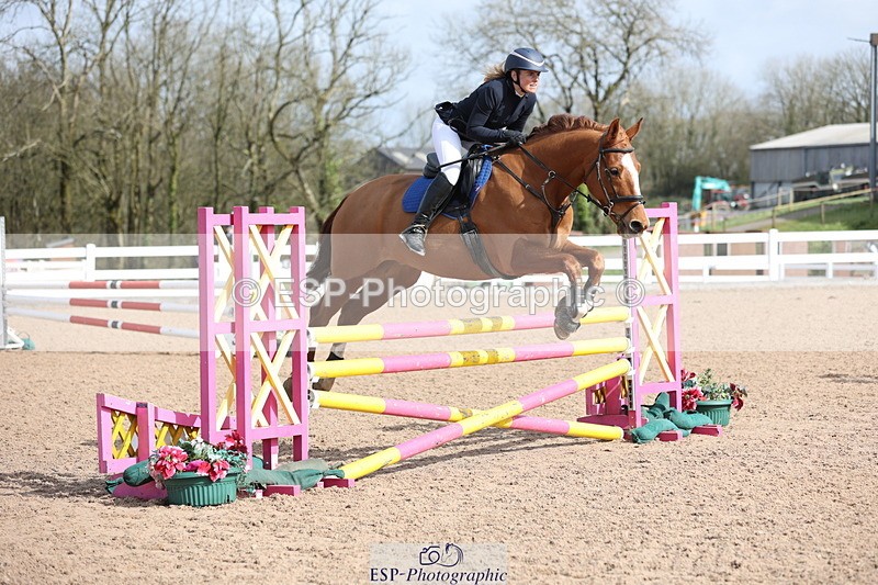 240406A-105740-02927 - Cls 20 British Novice and 90cm Open