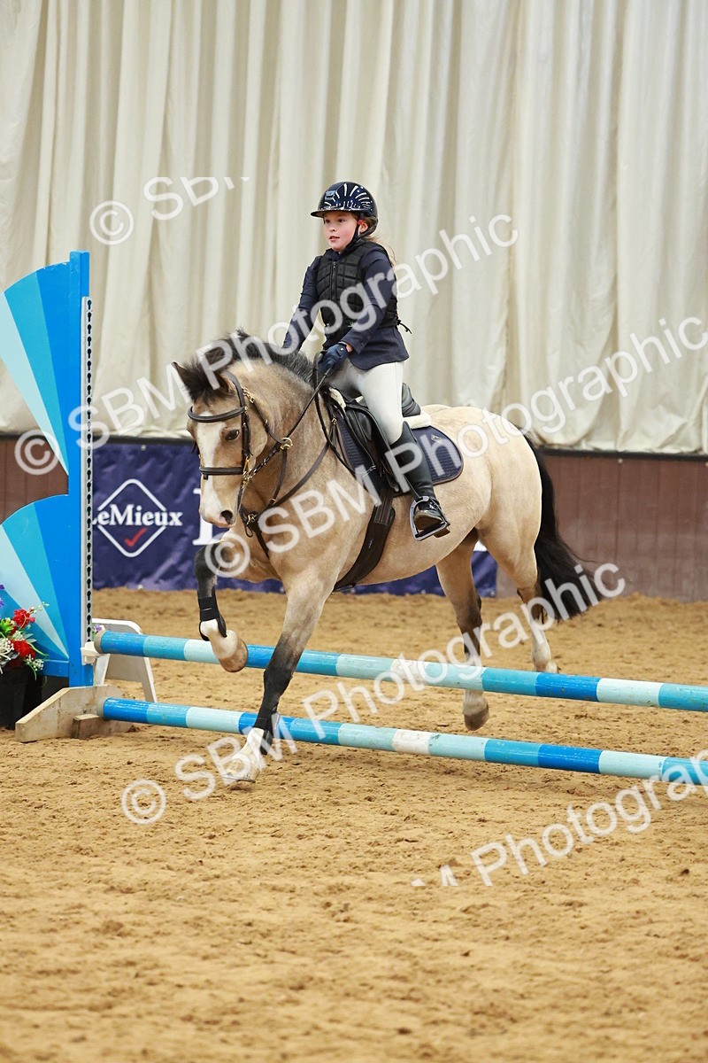 SBM_002161 - Class 3 - Horse & Hound (60cm)