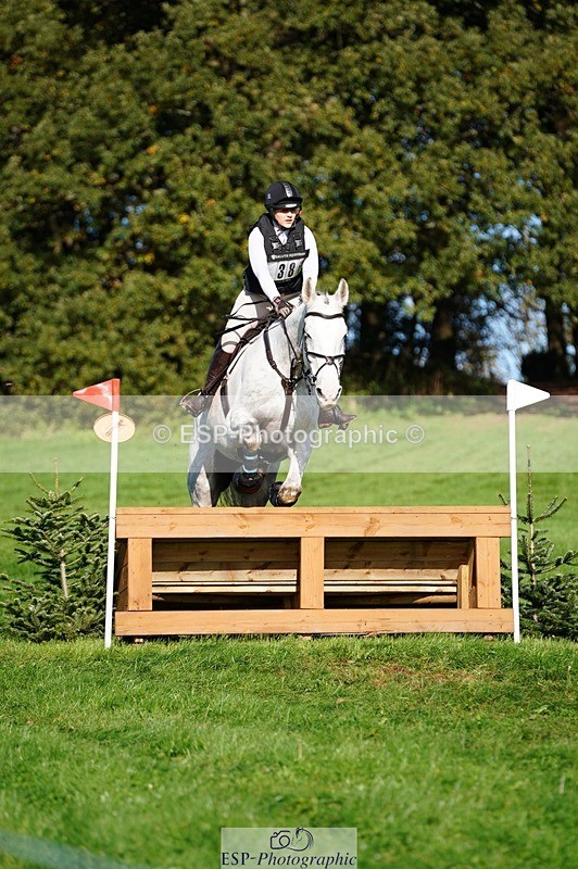 241026-115156-13142 - 386-Sarah.Ulph-COOL.ICE