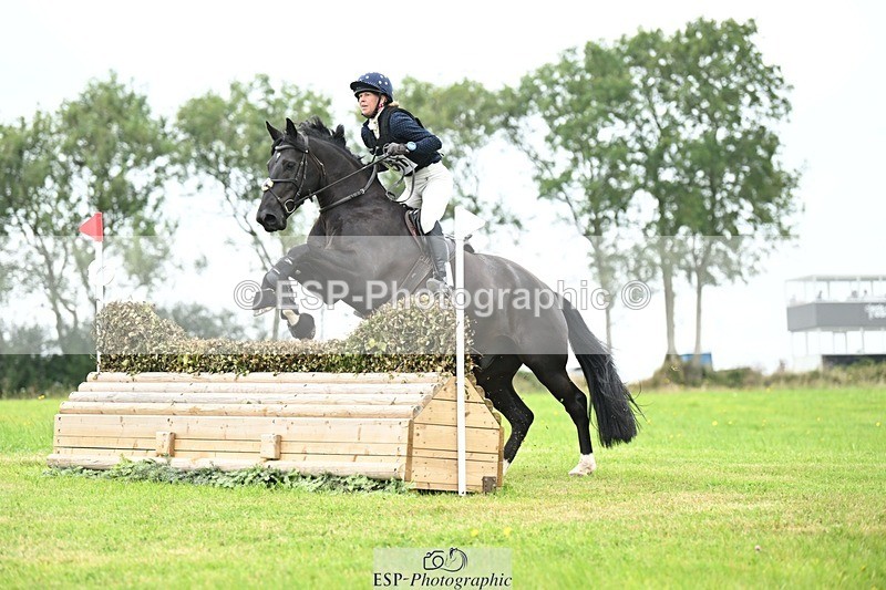 240831A-141203-03663 - 251-Donna.Green-ROSSMORE.REGGIE