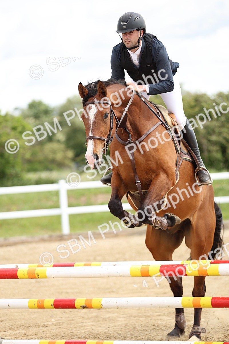 SBM_000332 - Class 2 - Senior British Novice - 90cm