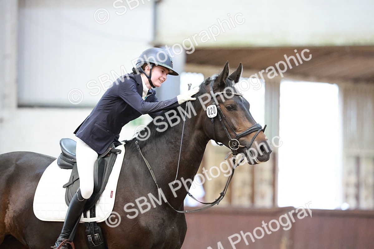 SBM_001153 - Class 6 - Novice 4