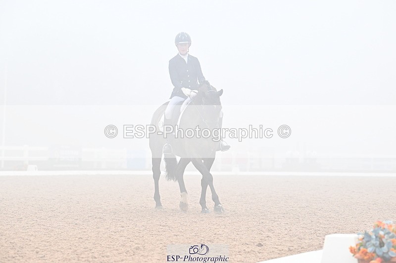 240217A-142754-03439 - 163-Anna.Johannson-Diamond.Bar