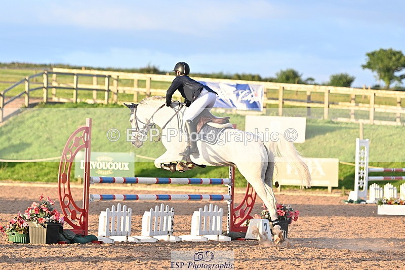 240628A-204345-02059 - Cls 8 Children on Horses 1.05m