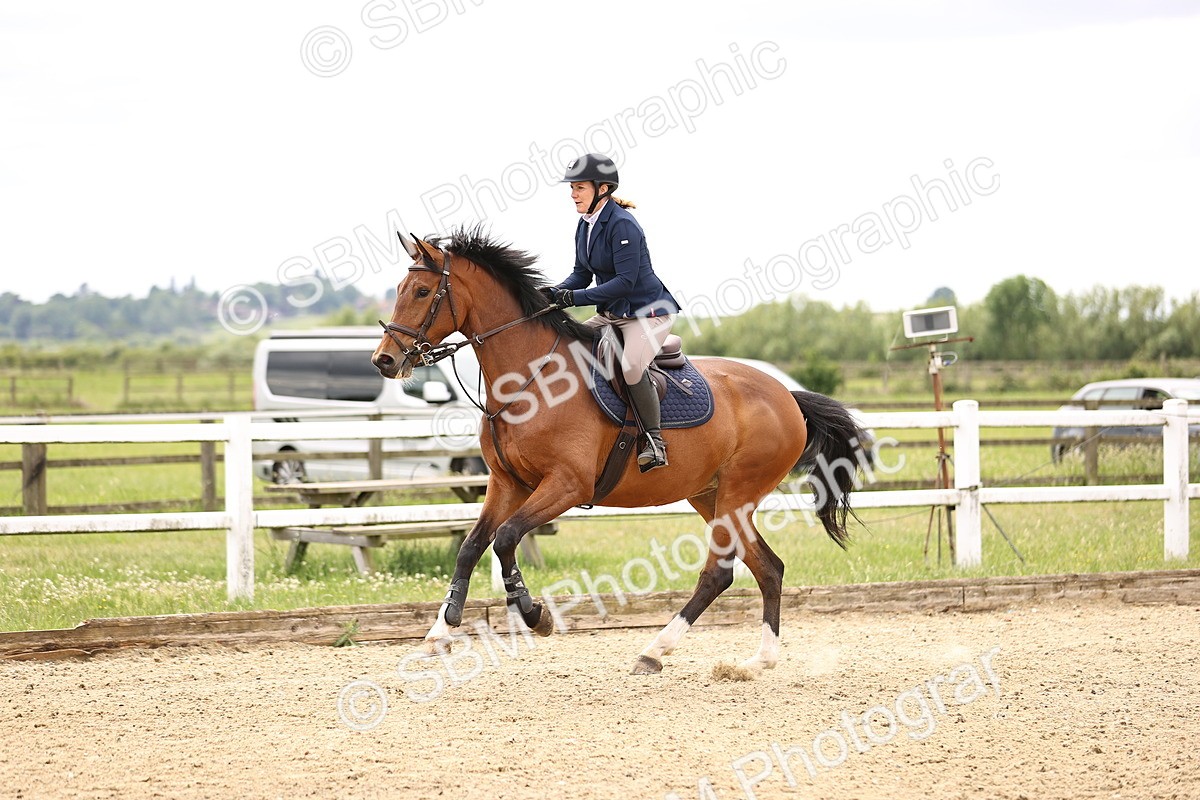 SBM_007803 - Class 19 - Senior Newcomers - 1.10m