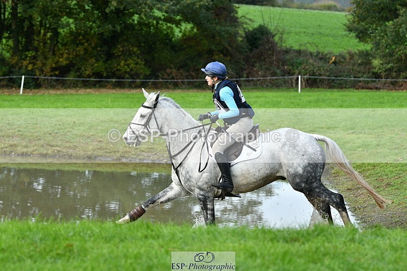 251025A-095945-15213 - D-329-Clementine.Montgomerie