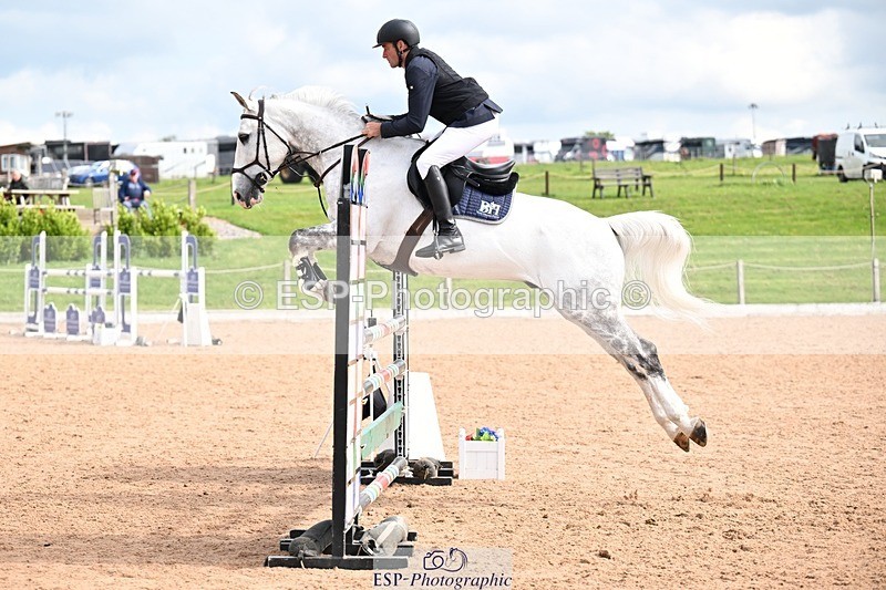260507-103659-01558 - Cls 1 Snr Foxhunter