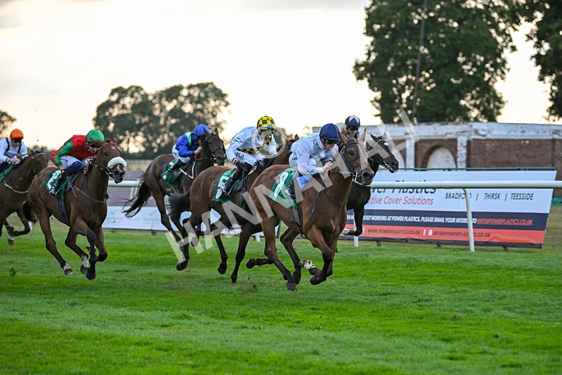 150825-Race 4-Fire Flame-2811 - Race 4