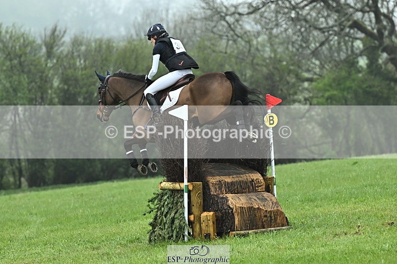 250418-160755-07102 - 355-Xanthe.Baylis-MONBEG.BY.MAGIC