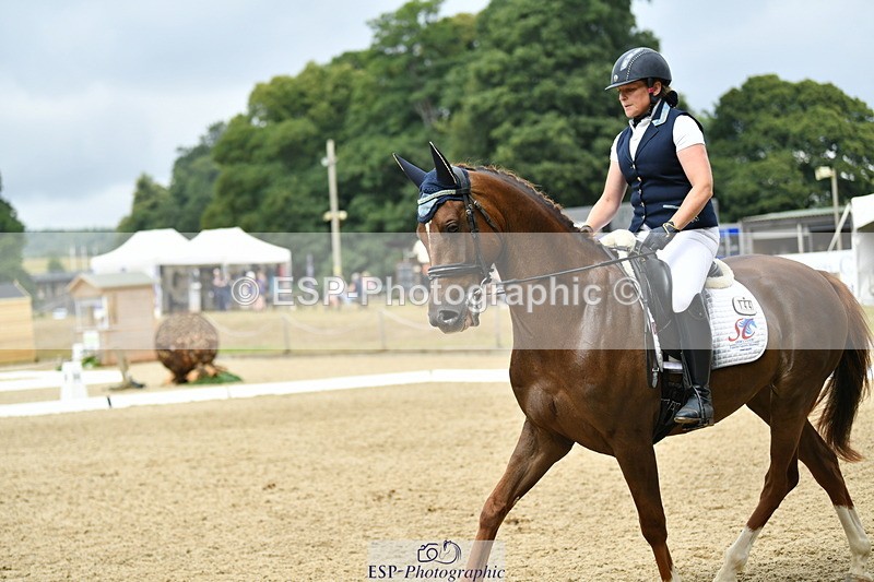 250718A-121135-01366 - 144-Verity.Perry-Vogue