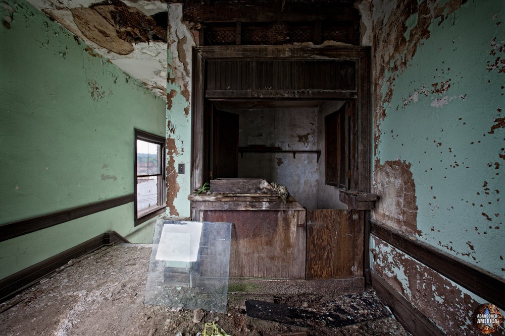 New Castle Elks Lodge photo - Abandoned America