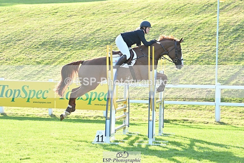 230909-173138-07643 - Cls 14 Snr 1m Derby