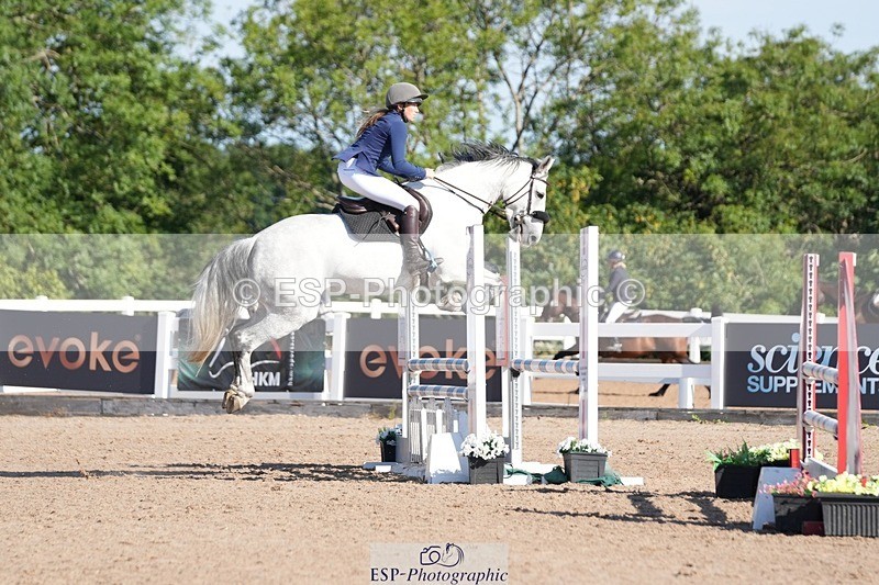 250802-092001-08297 - Cls 19 British Novice and 90cm Open