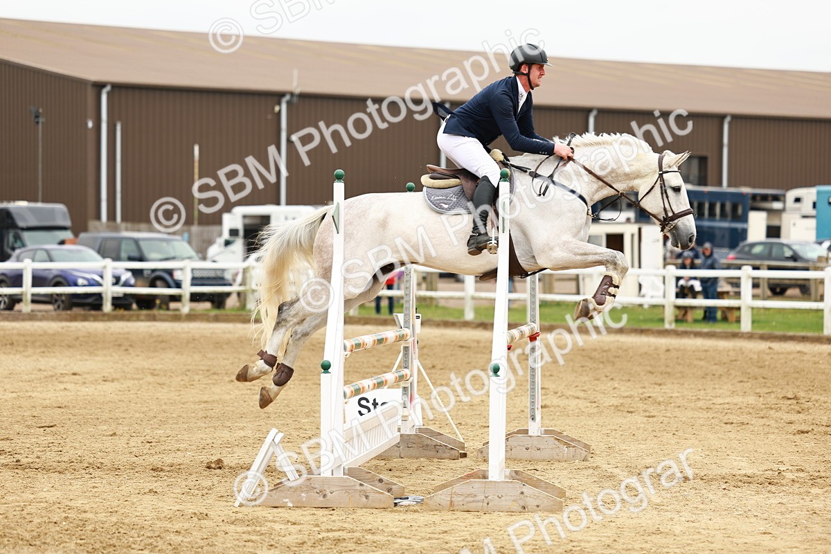 SBM_000935 - Class 3 - Senior Discovery - 1.00m