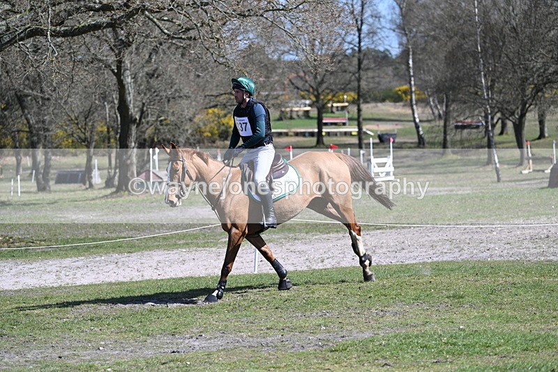 WJ7_1293 - XC Time 13:35 to 13:40