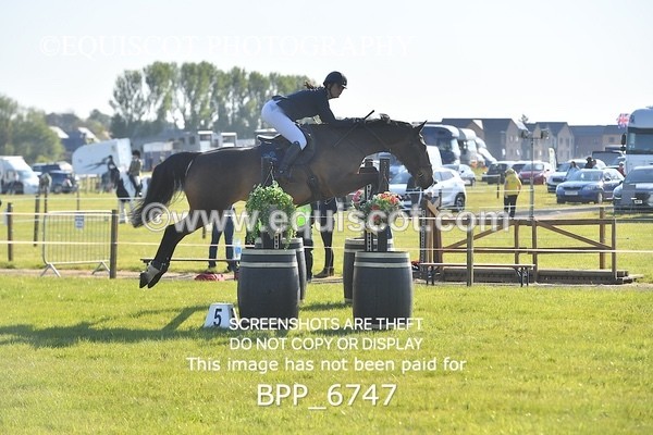 BPP_6747 - CLASS 1 Senior Newcomers/ 1.10m Open