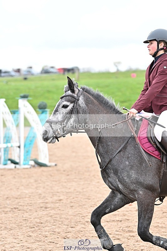 250414-101832-00061 - 70cm Round 1