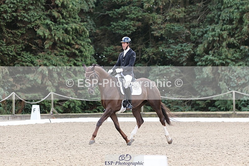 250809A-112454-03162 - 124-Mark.ForrestMarchioness.De.Fleurs