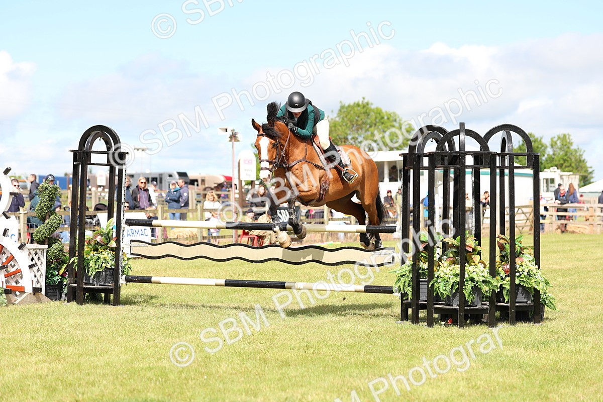 SBM_13444 - Class 206 - Senior Newcomers - 1.10m Open