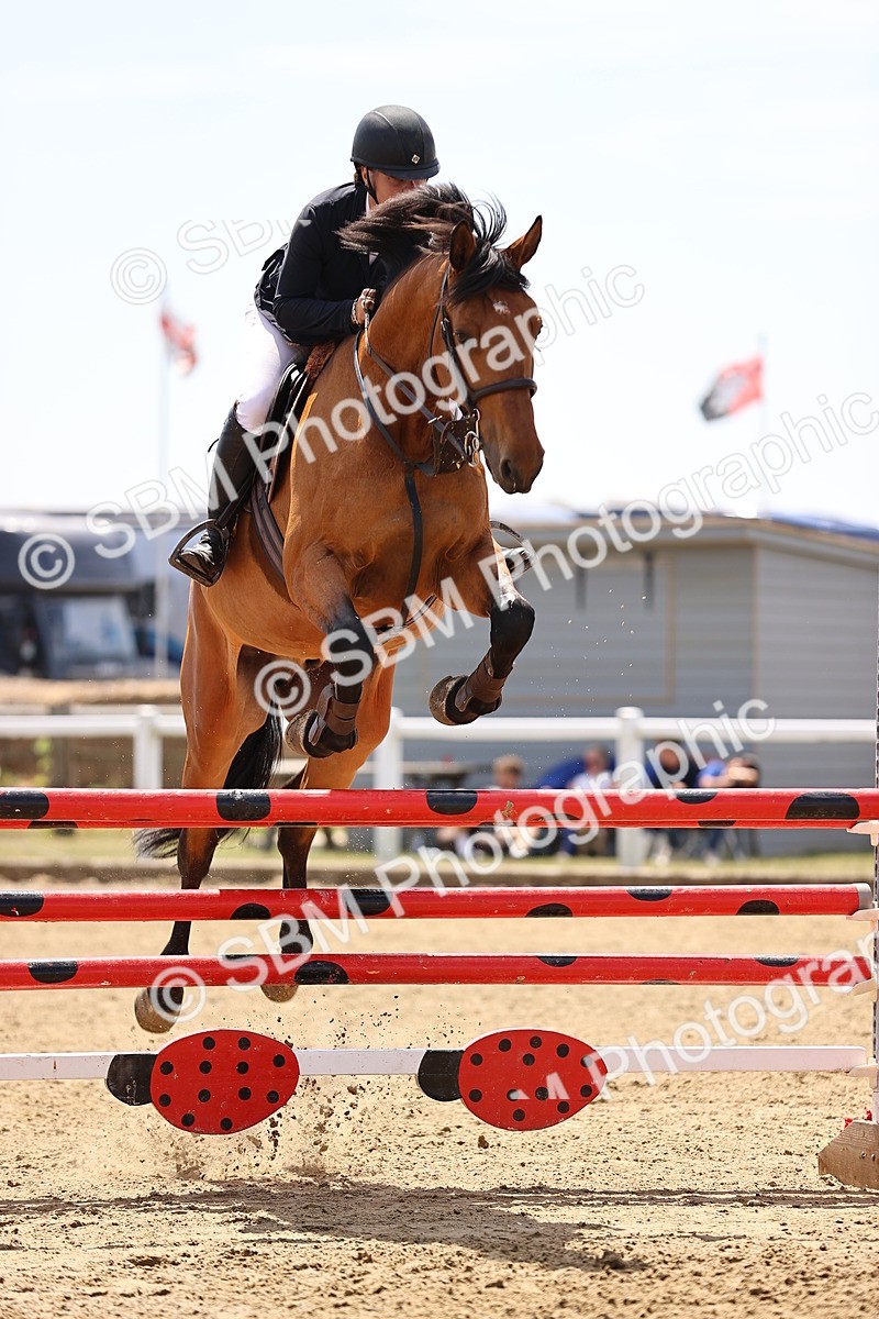 SBM_010254 - Class 9 - Senior Foxhunter - 1.20m Open