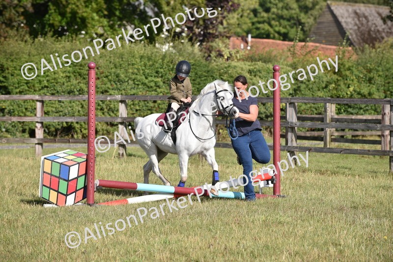 20250831-0306 - Class 6 - Minimus Jumping 30cm