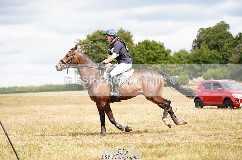 250802A-150016-05584 - D-161-Amelia.Halley-MOMENTUM.21