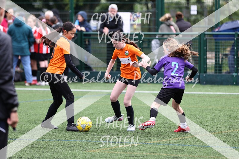 1DX31922 - Sat 6th U12 Girls