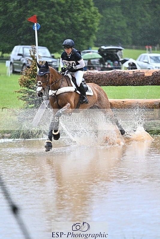 240526-133826-22982 - 520-LONDON_52-Laura_Collett