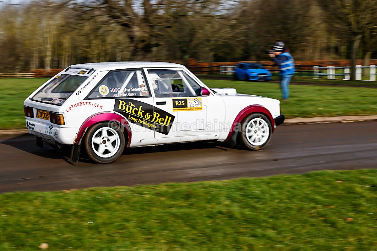 Race Retro 2025-99 - RACE RETRO 2025