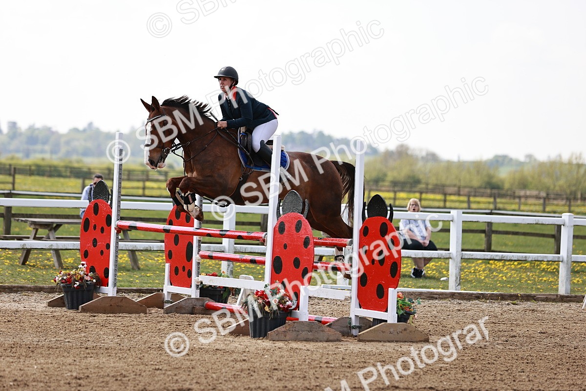  - Class 24 - Senior Newcomers - 1.10m