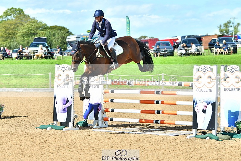 230811A-155713-06029 - Cls 24 Nat 1.30m Open